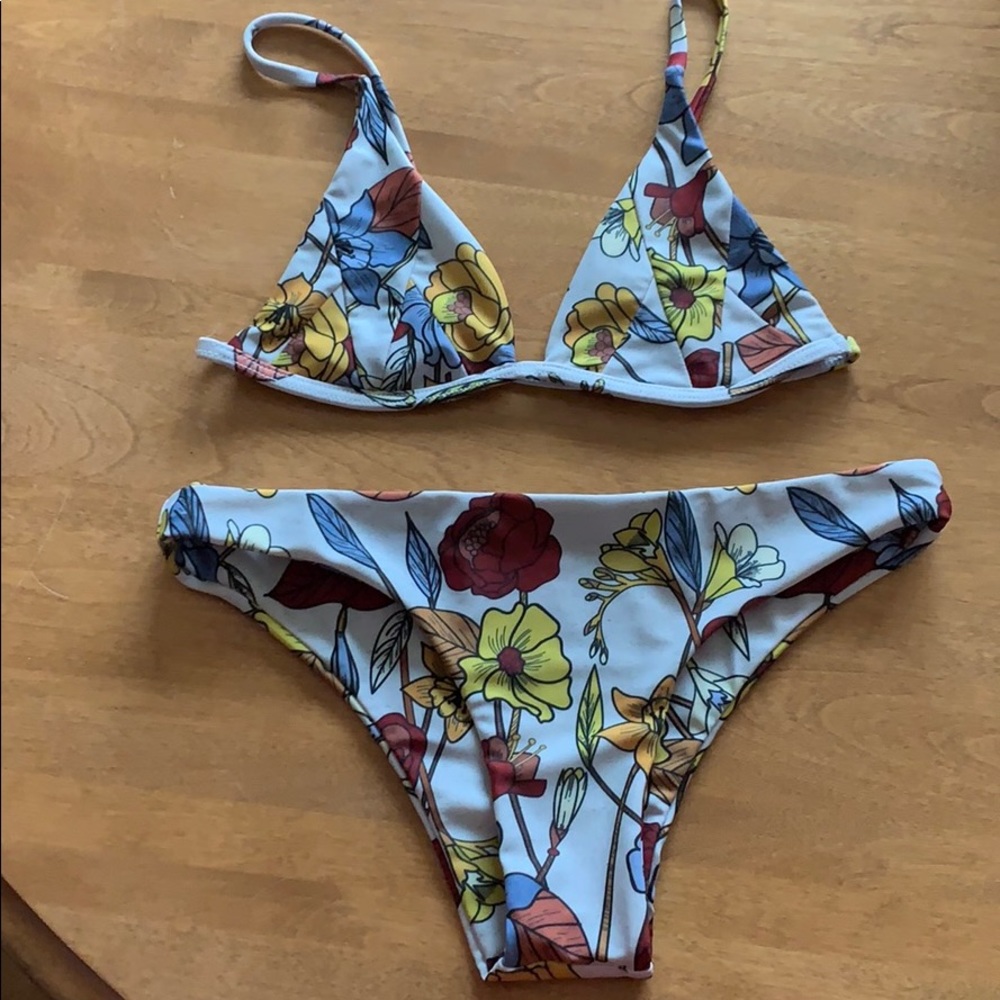 Stone Fox Swim Wildflower bikini